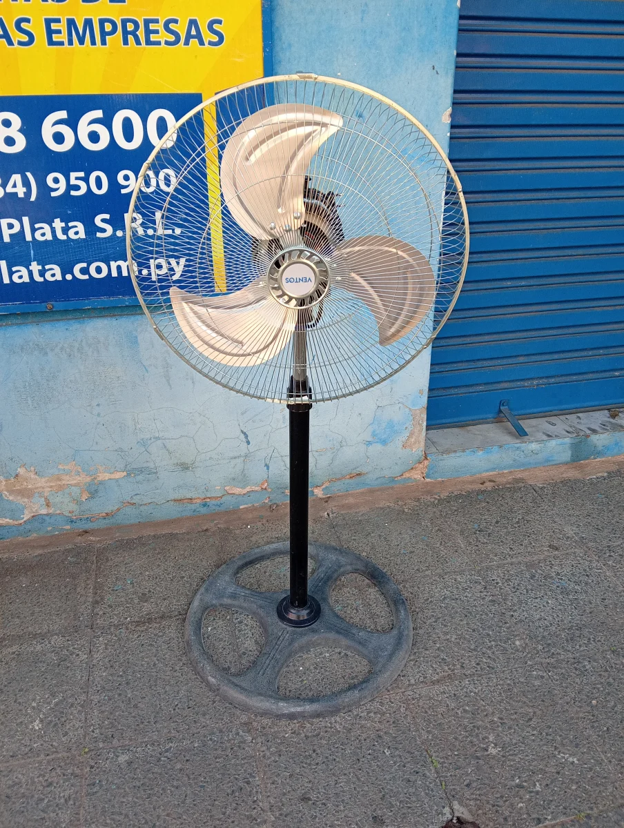 Ventilador 3 Velocidades Marca Ventos De Pie Modelo Vn017 Usado En Buen Estado Acc No Tiene