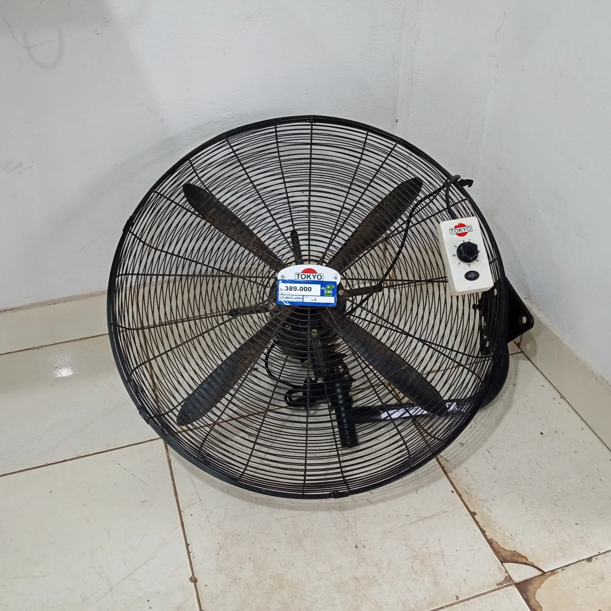 Foto 3 de Ventilador 3 Velocidades Marca Tokyo Modelo Vetokpai26r-D Usado En Buen Estado Acc Pedestal