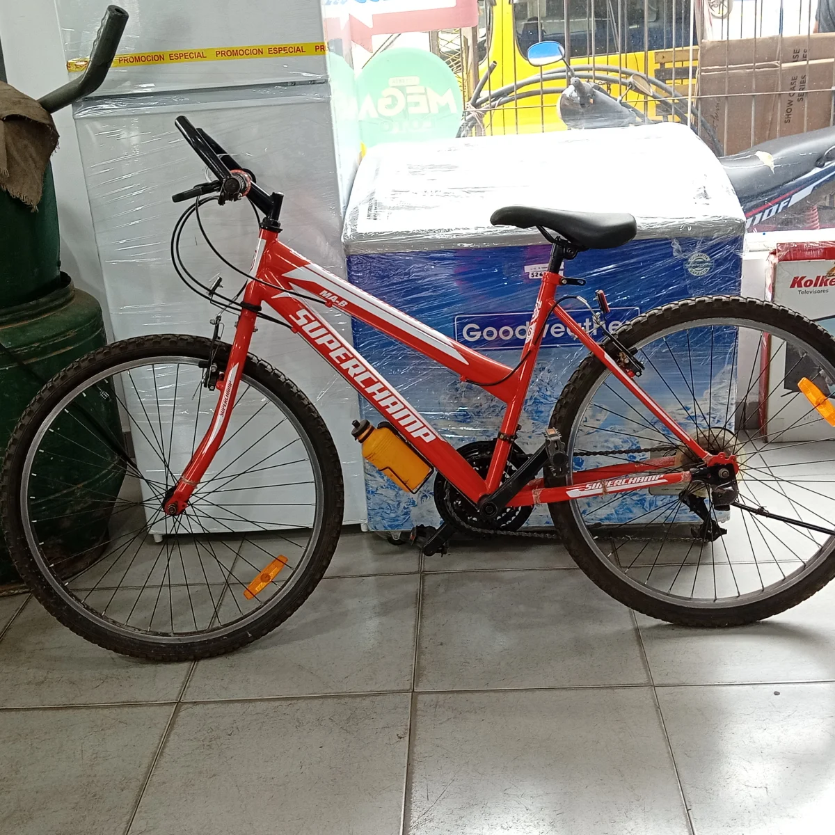 Foto 2 de Bicicleta Marca Super Cham Aro 26 Modelo Ma-B Usado En Buen Estado Acc No Tiene