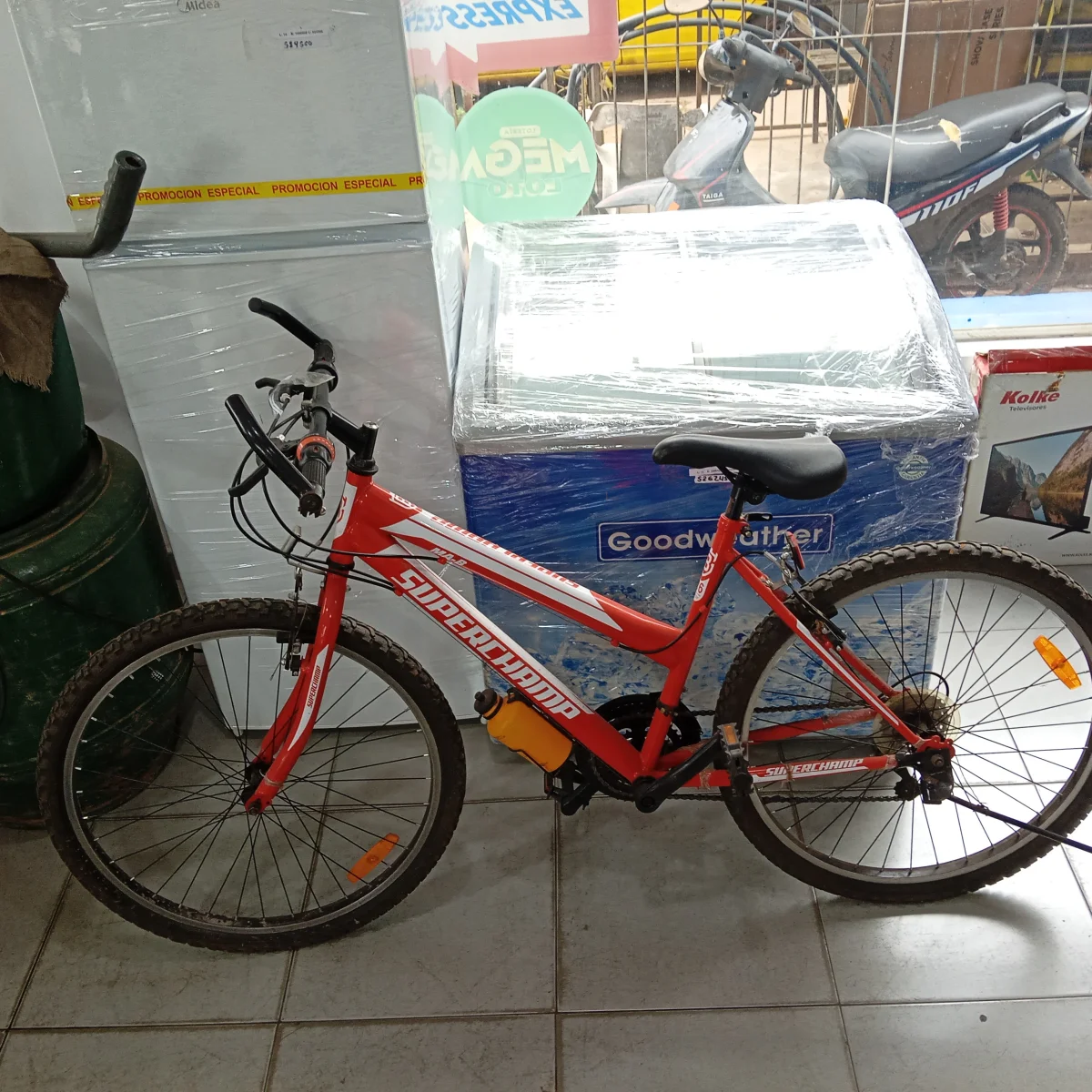 Foto 3 de Bicicleta Marca Super Cham Aro 26 Modelo Ma-B Usado En Buen Estado Acc No Tiene