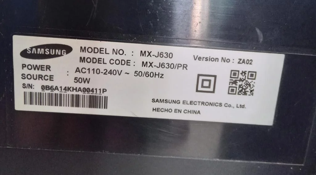 Foto 3 de Equipo De Sonido Marca Samsung Con Control Modelo Mx-J630 Usado En Buen Estado Acc Con Dos ParlantesAntena