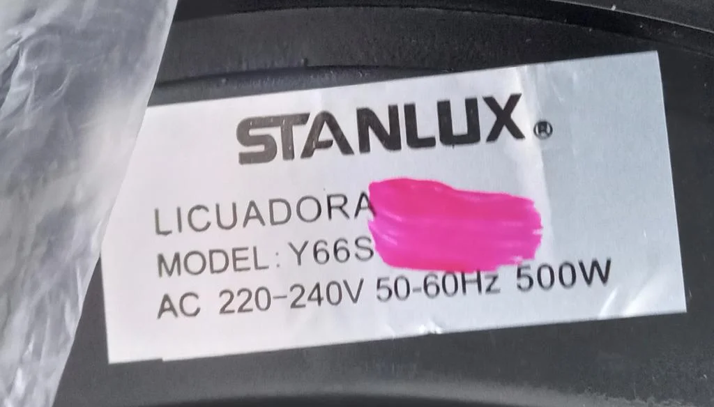 Foto 3 de Licuadora Marca Stanlux Modelo Y66s Velocidades Usado En Buen Estado Acc Con PicadoraTapaJarra De 1.5 Lts De Acero Inox