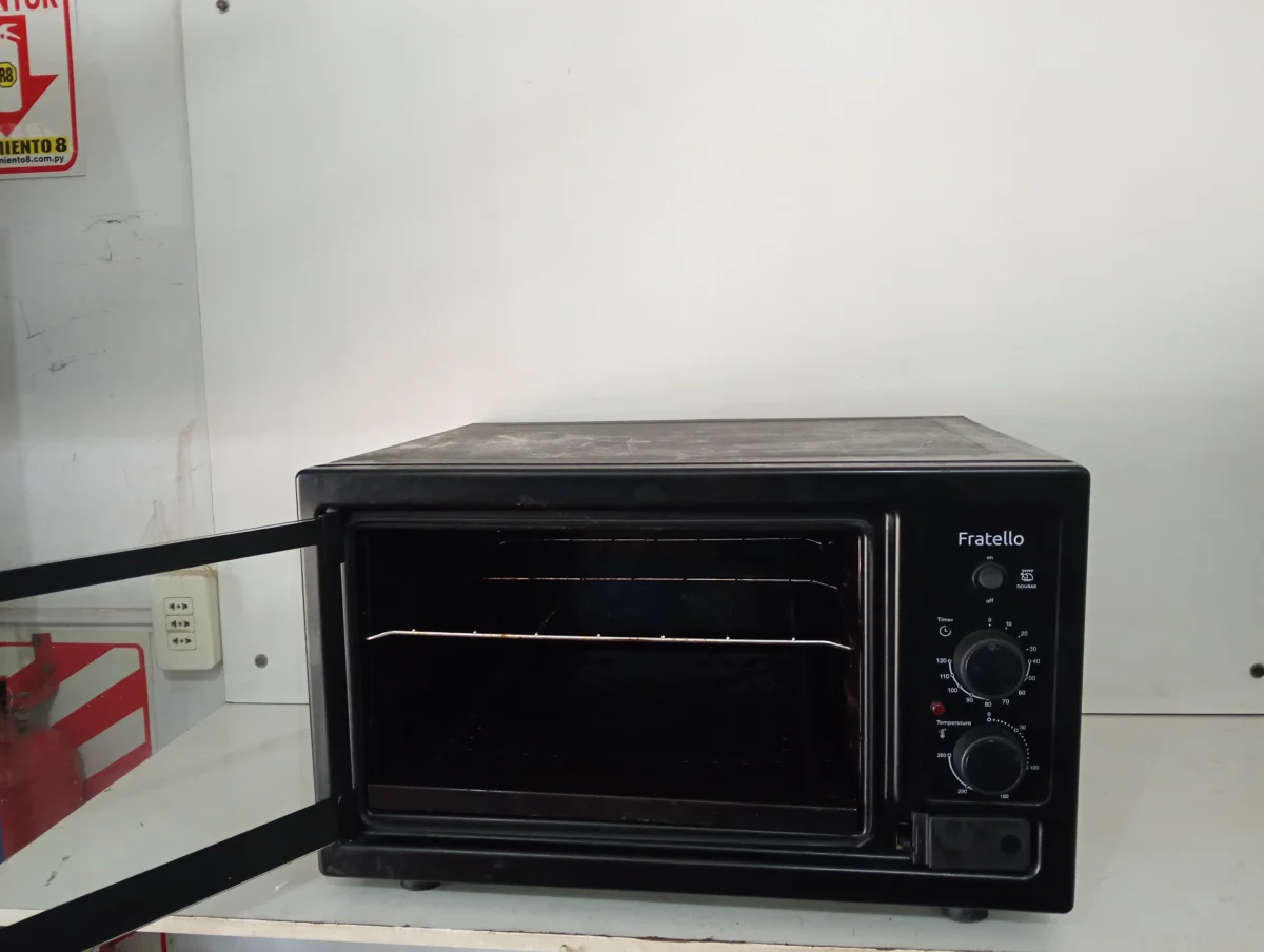 Foto 2 de Horno Marca Mueller Litros 44 Modelo Fratello Usado En Buen Estado Acc Rejilla