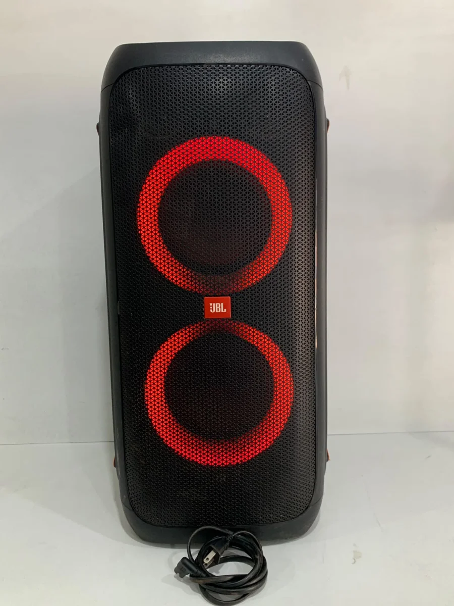 Parlante Portatil Marca Jbl Modelo Party Box 310 Usado En Buen Estado Con No Tiene Acc C/Cable Power