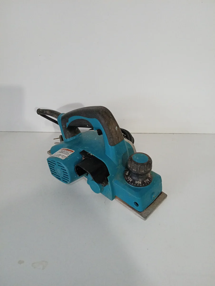 Cepilladora De Madera Marca Makita Modelo Kp0800 Usado Con Desgaste Acc No Tiene