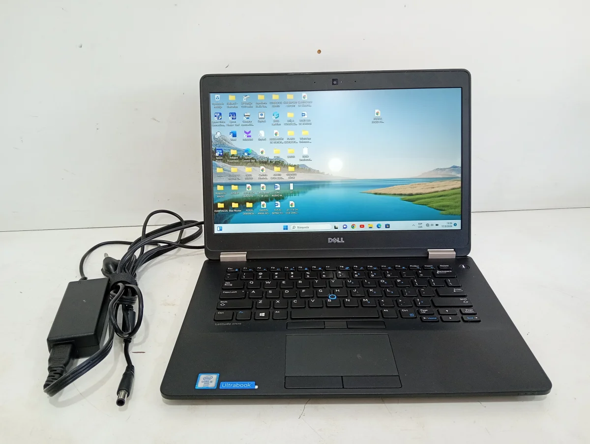 Notebook Marca Dell Modelo Latitude E7470 Procesador Core I5 Memoria Ram 8 Gb Disco Duro 118 Gb Generacion 6 Acc Estuche Negro Marca Radioshack