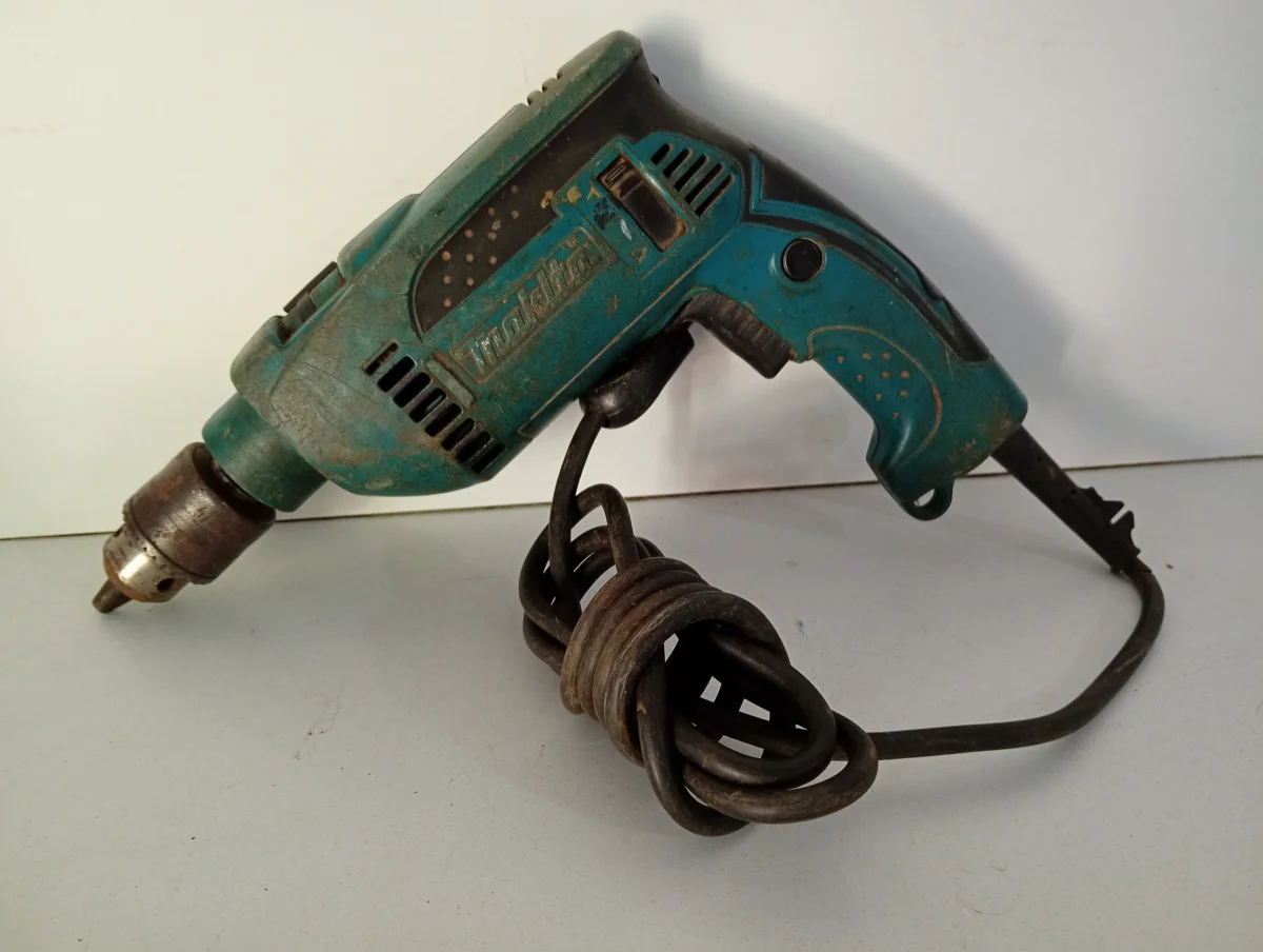 Foto 2 de Taladro Marca Makita Modelo Hp1640 Usado En Buen Estado Acc No Tiene