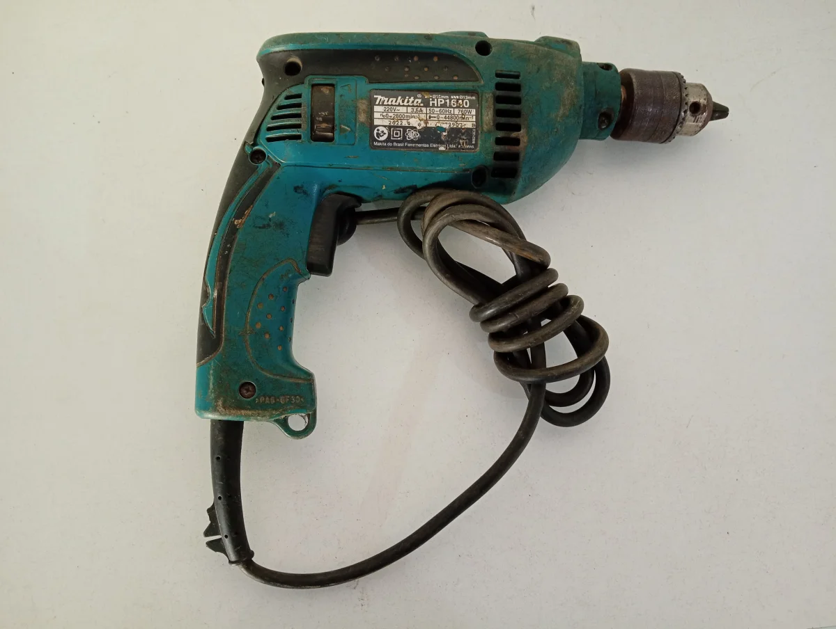 Foto 3 de Taladro Marca Makita Modelo Hp1640 Usado En Buen Estado Acc No Tiene