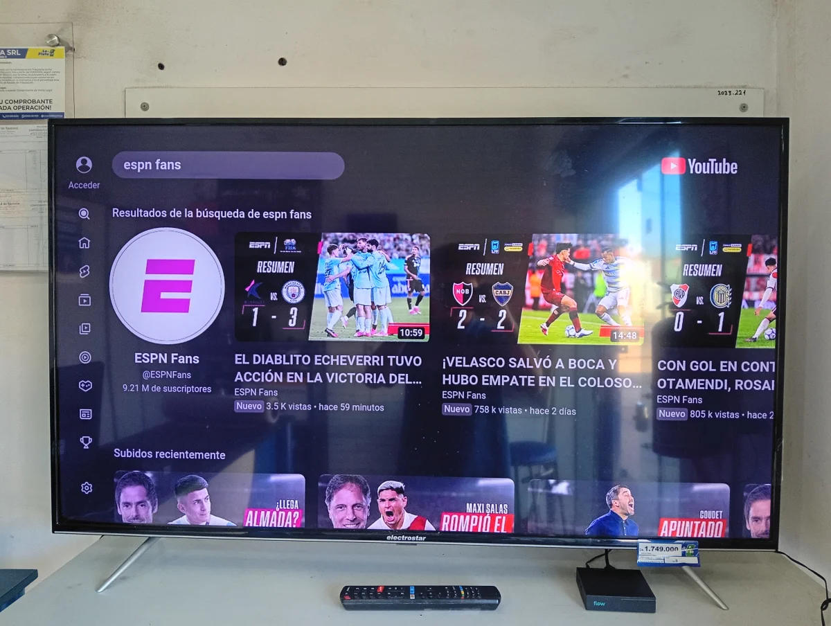 Televisor Led Smart De 55 '' Marca Electrostar Modelo Es-Tl5504 Con Control Usado En Buen Estado Acc Par De Patitas De Pedestal