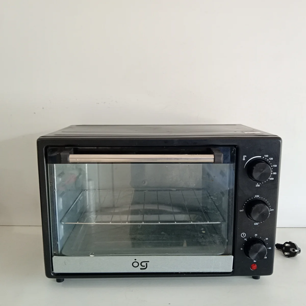 Horno Marca Og Litros 16 Modelo Sin Modelo Usado En Buen Estado Acc Parrilla