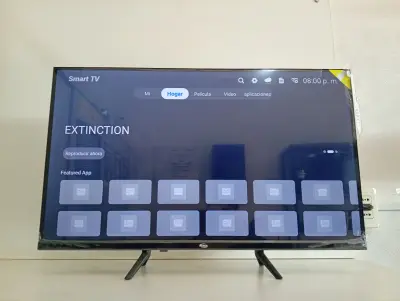 Televisor Led Smart De 32 '' Marca Fama Modelo Tvf-32el1smart Con Control Usado En Buen Estado Acc Cable Pñower
