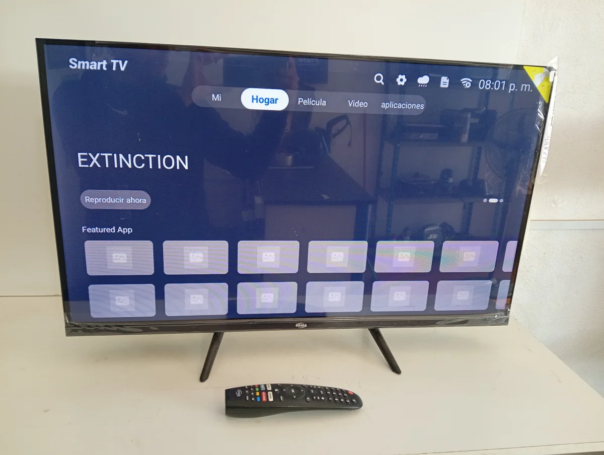 Foto 2 de Televisor Led Smart De 32 '' Marca Fama Modelo Tvf-32el1smart Con Control Usado En Buen Estado Acc Cable Pñower