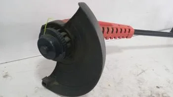 Foto 3 de Bordeadora De Cesped Marca Tramontina Modelo Ap1000 Usado En Buen Estado Acc SujetadorProtectorCabezal Con Nailon