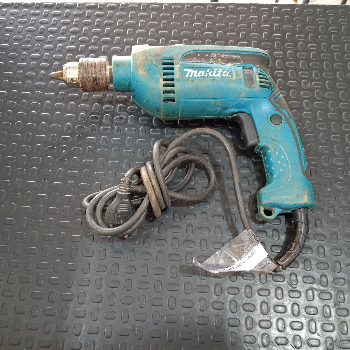 Foto 3 de Taladro Marca Makita Modelo Hp1640 Usado En Buen Estado Acc No Tiene