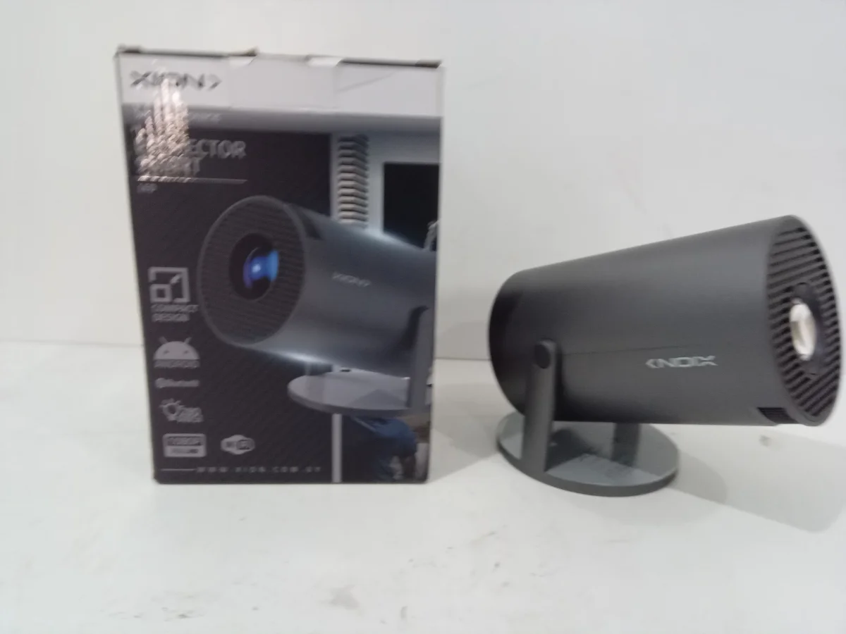 Foto 2 de Proyector De Imagen Marca Xion Con Control Modelo Proxy4 Lumenes 280 Nuevo Sin Uso Acc Cable Corriente