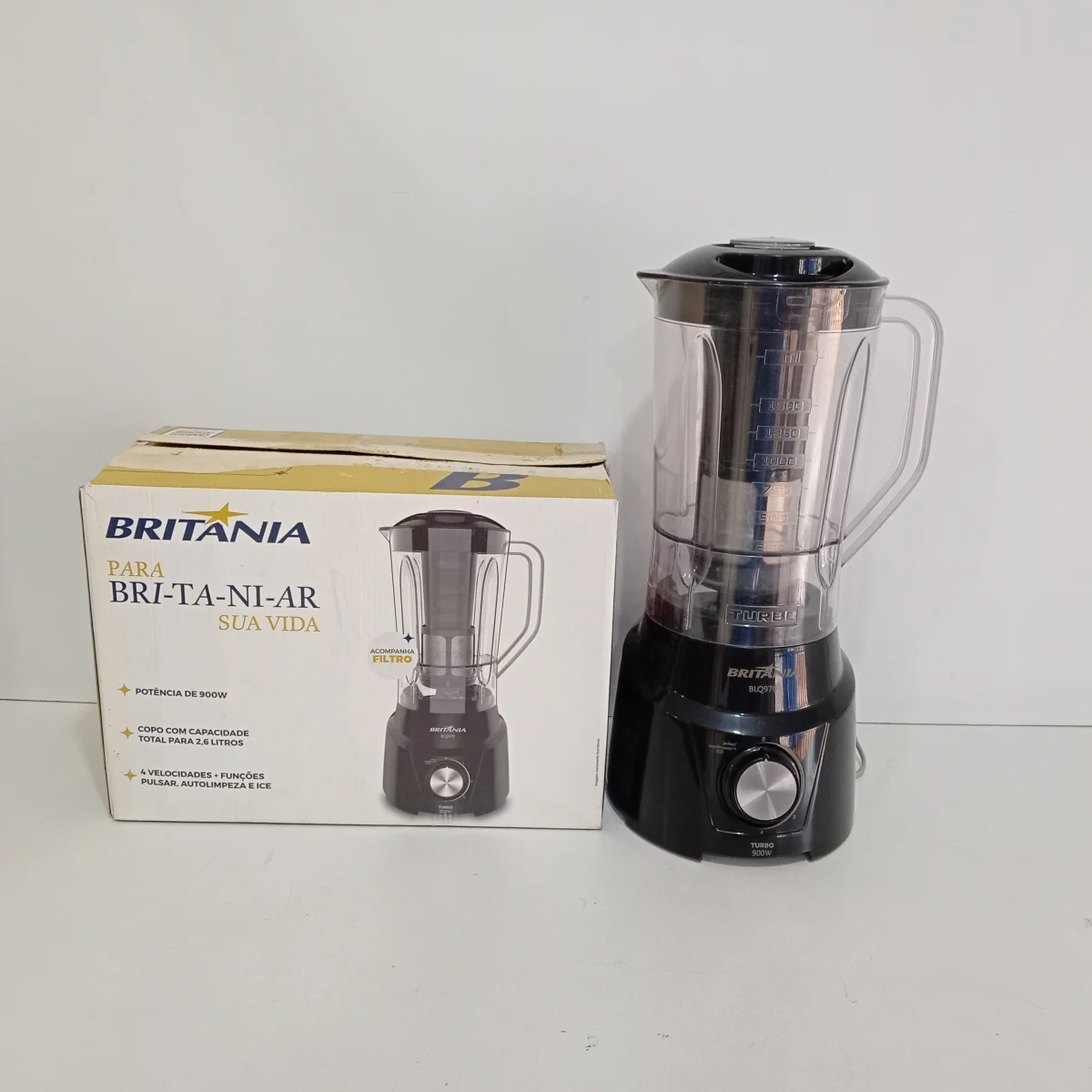 Licuadora Marca Britania Modelo Blq9770p Velocidades Usado En Buen Estado Acc Jarra