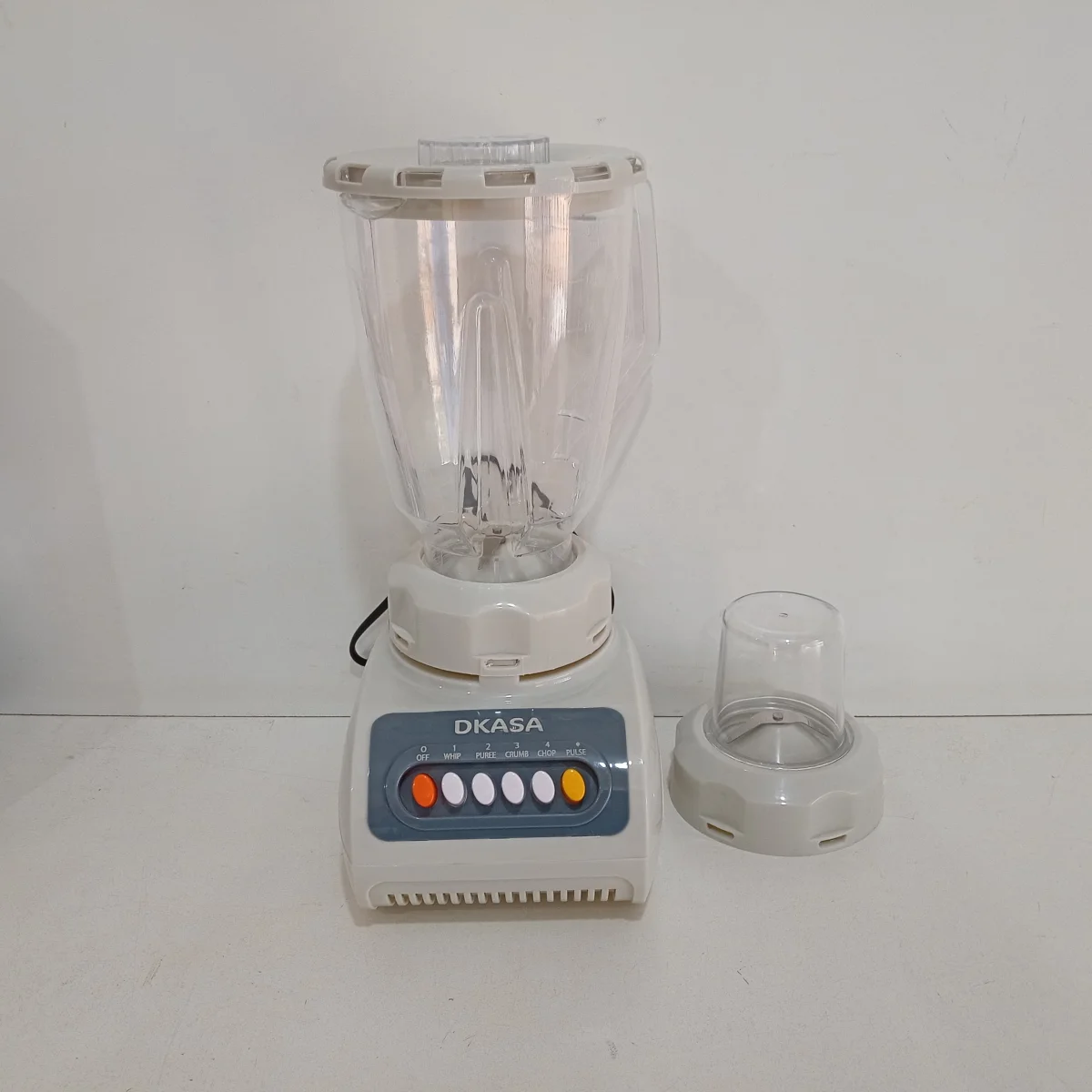 Foto 2 de Licuadora Marca Dkasa Modelo 999 Velocidades Usado En Buen Estado Acc Jarra