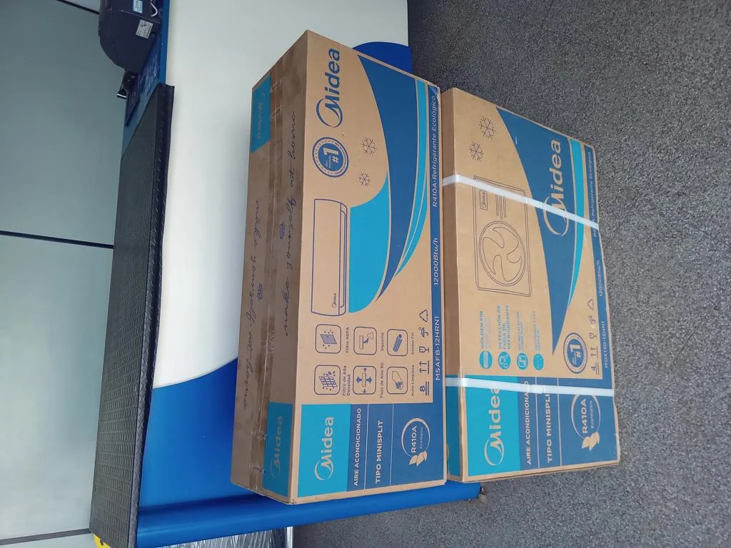 Aire Acondicionado Tipo Split Marca Midea Potencia Btu 12.000 Con Kit Instalacion Con Control Modelo Msafb-12hrn1 Nuevo Sin Uso Con Caja Acc No Tiene