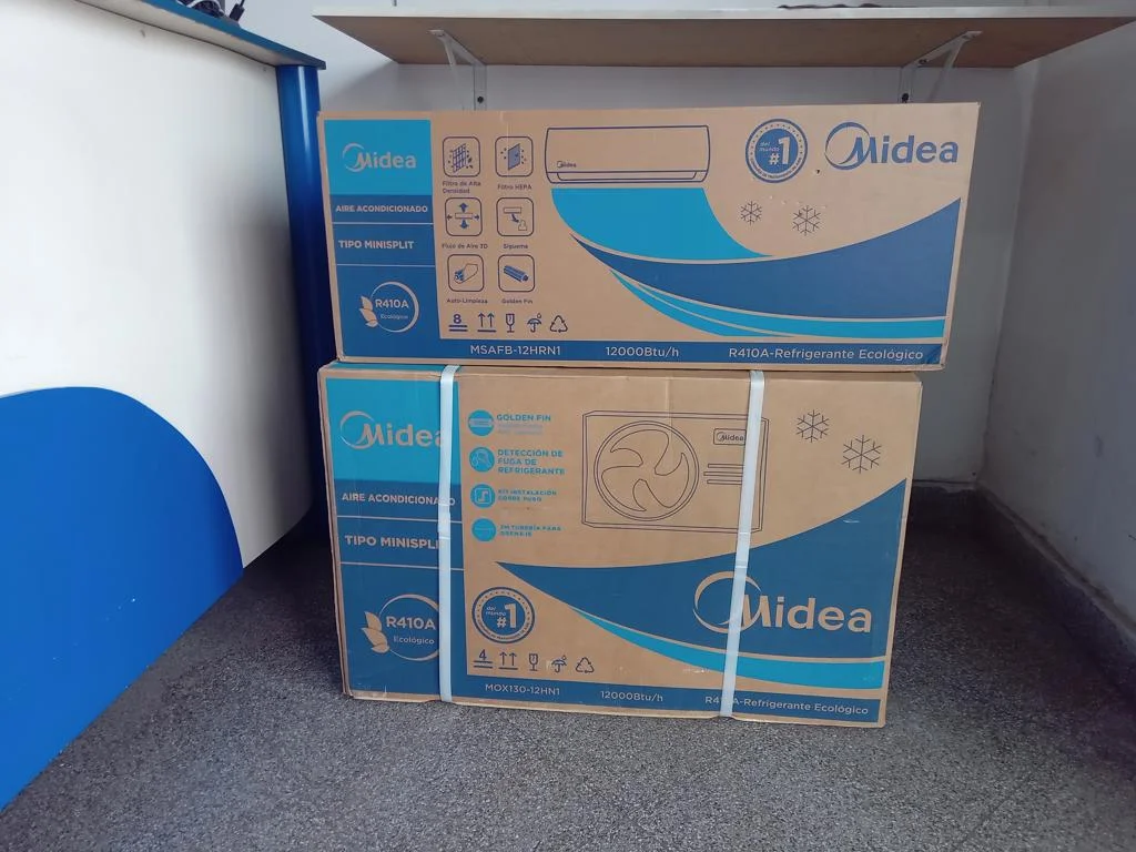 Foto 2 de Aire Acondicionado Tipo Split Marca Midea Potencia Btu 12.000 Con Kit Instalacion Con Control Modelo Msafb-12hrn1 Nuevo Sin Uso Con Caja Acc No Tiene