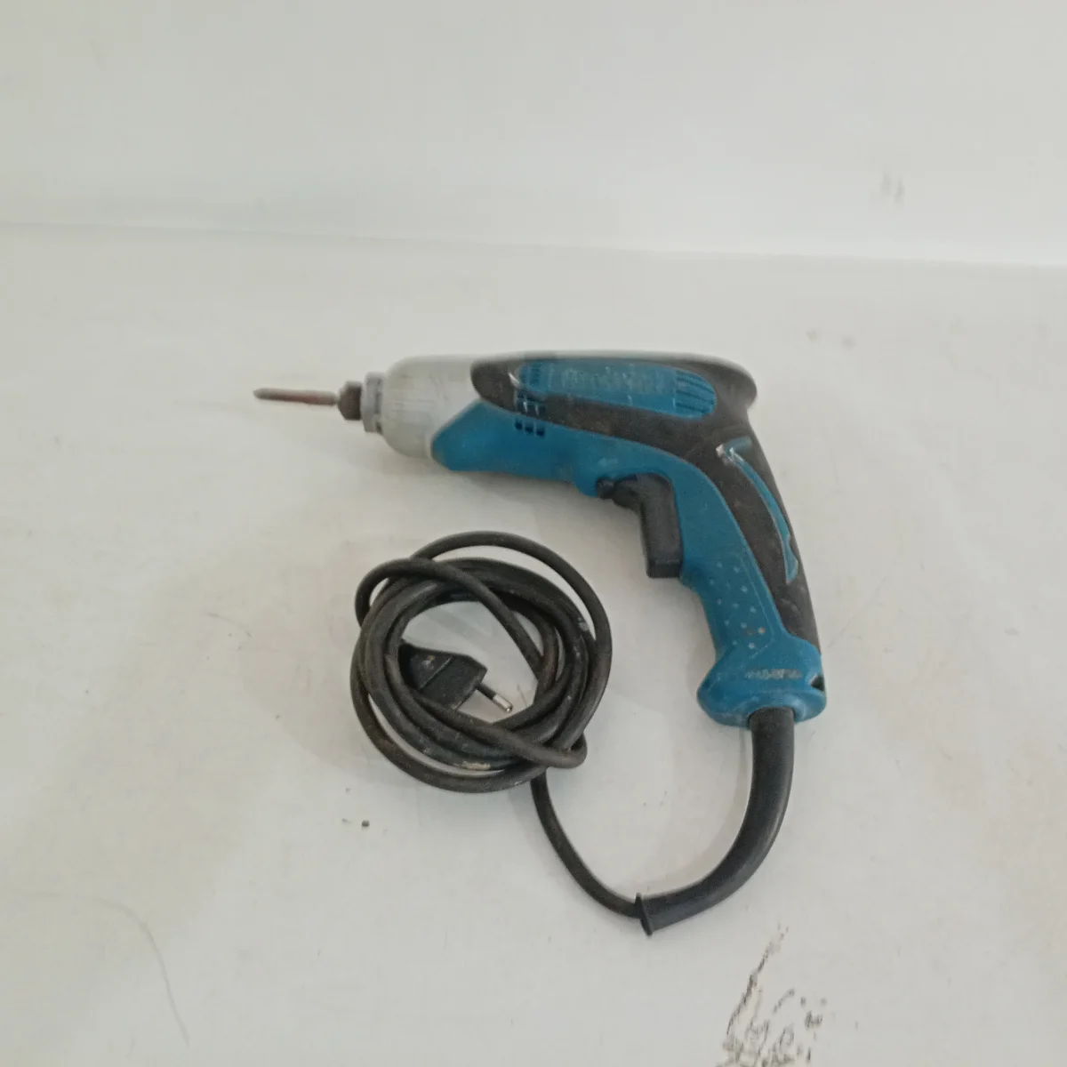 Foto 3 de Taladro Marca Makita Modelo Td0100 Usado En Buen Estado Acc No Tiene