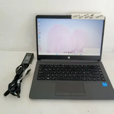 Notebook Marca Hp Modelo Tx2-Rtl8822ce Procesador I3-1115g4 Memoria Ram 16 Gb Disco Duro 224 Gb Generacion 11 Acc Cargador