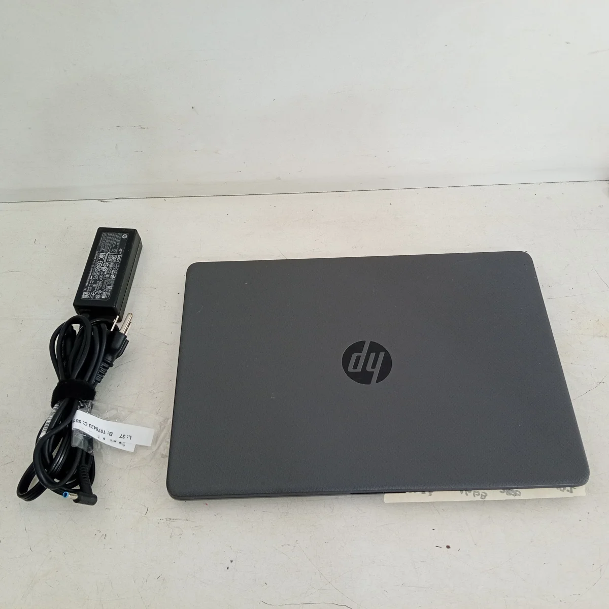 Foto 3 de Notebook Marca Hp Modelo Tx2-Rtl8822ce Procesador I3-1115g4 Memoria Ram 16 Gb Disco Duro 224 Gb Generacion 11 Acc Cargador