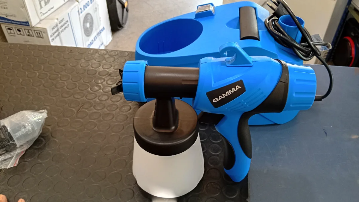 Foto 2 de Pulverizador De Pintura Marca Gamma. Modelo G2822ar Usado En Buen Estado Con Correa Acc Sin Uso