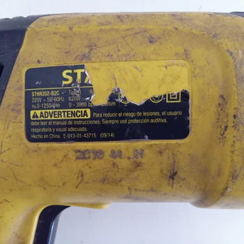 Foto 3 de Taladro Marca Stanley Modelo Sthr202-Bc2 Usado Con Desgaste Acc No Tiene