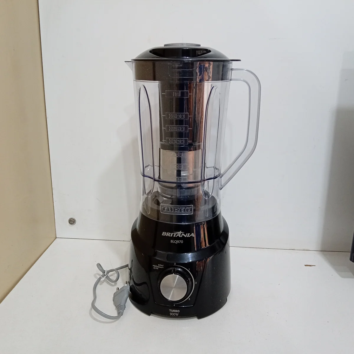 Foto 3 de Licuadora Marca Britania Modelo Blq970p Velocidades Usado En Buen Estado Acc Jarra