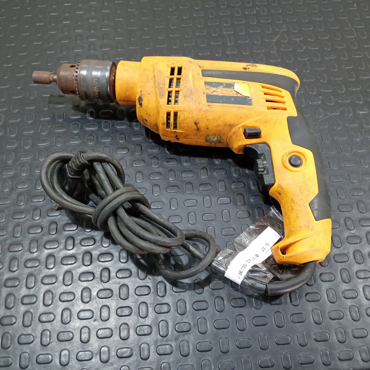 Foto 3 de Taladro Marca Fascy Modelo Fa6017 Usado En Buen Estado Acc No Tiene