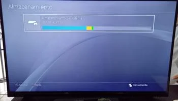 Foto 3 de Juego Electronico Ps4 Marca Sony Modelo Cuh-2215a Disco Duro 408 Gb Sin Control Sin Caja Usado En Buen Estado Acc Cable PowerCable HdmiJuegos Cargados