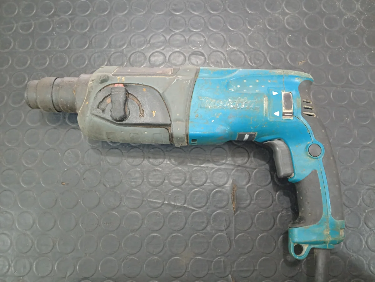 Taladro Marca Makita Modelo Hr2470 Usado En Buen Estado Acc No Tiene