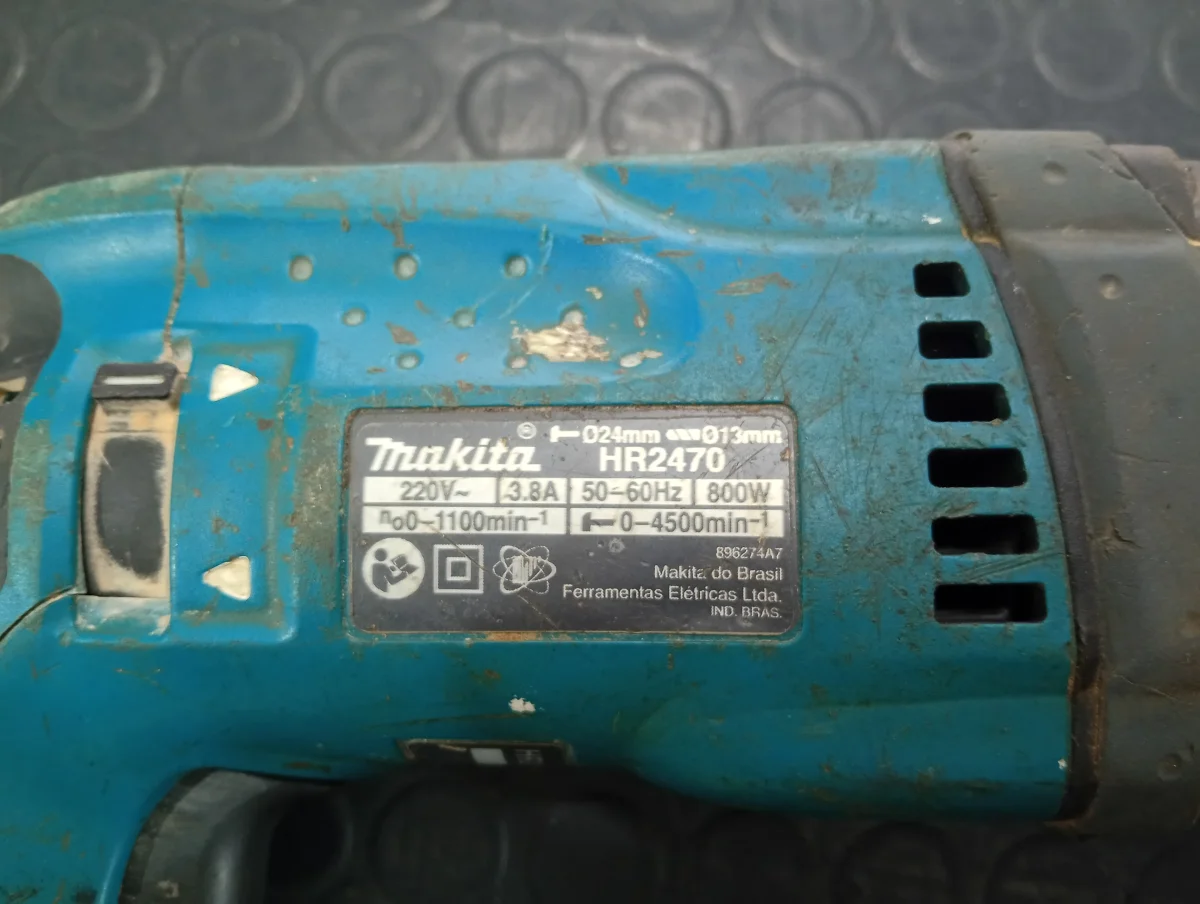 Foto 3 de Taladro Marca Makita Modelo Hr2470 Usado En Buen Estado Acc No Tiene