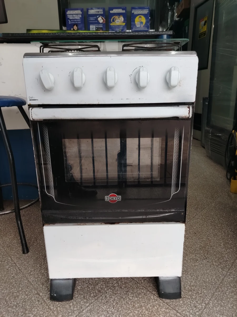 Cocina A Gas Marca Tokyo Modelo Dallas Usado En Buen Estado Acc 4 HornallasTapa De Vidrio