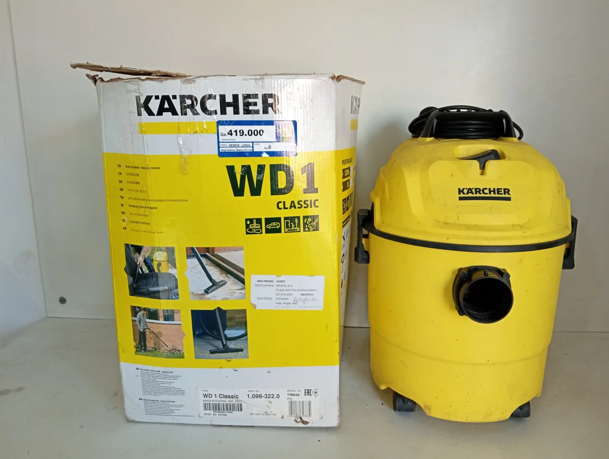 Foto 3 de Aspiradora Marca Karcher Modelo Wd 1 Classic Usado En Buen Estado Acc Con Manguera2 Tubos 1 Pico