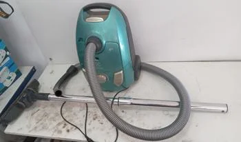 Foto 2 de Aspiradora Marca Electrolux Modelo Eqp20 Usado En Buen Estado Acc Caño De AspirarTuvo