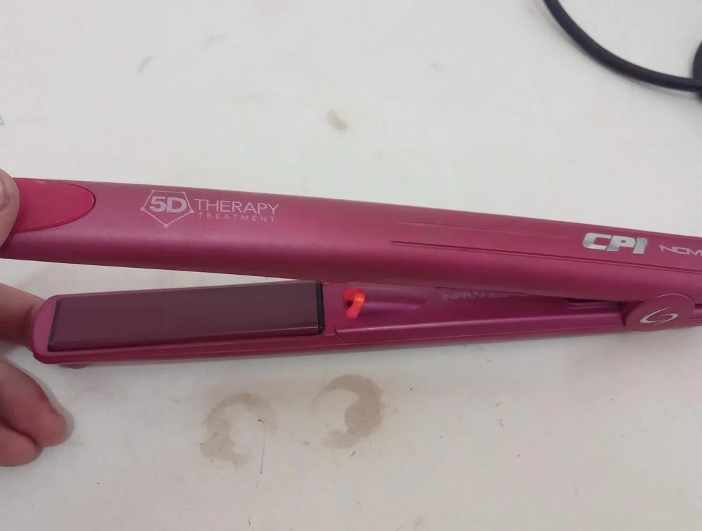 Foto 2 de Planchita Para Cabello Marca Gama Modelo Cp1 Nova Usado En Buen Estado Acc Con Regulador