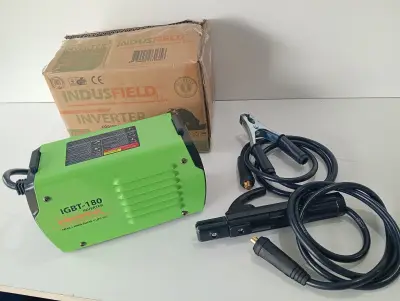 Soldador Marca Indusfield Electronico Modelo Igbt-180 Nuevo Sin Uso Acc Pinsa Positivo Y NegativoEn Caja