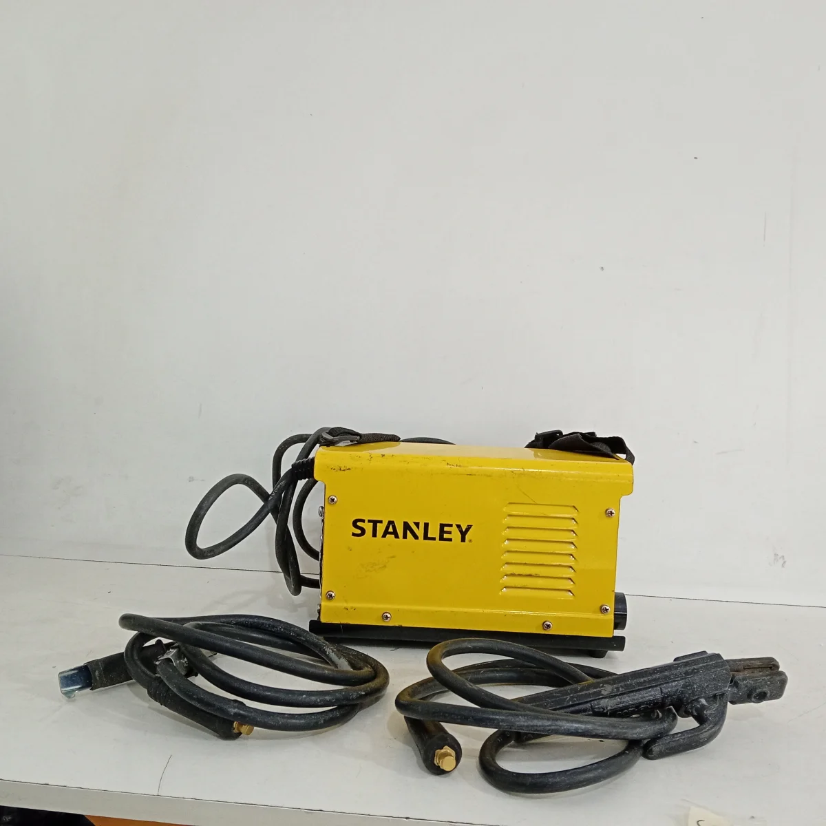 Foto 3 de Soldador Marca Stanley Modelo Star 7000 Usado En Buen Estado Acc No Tiene
