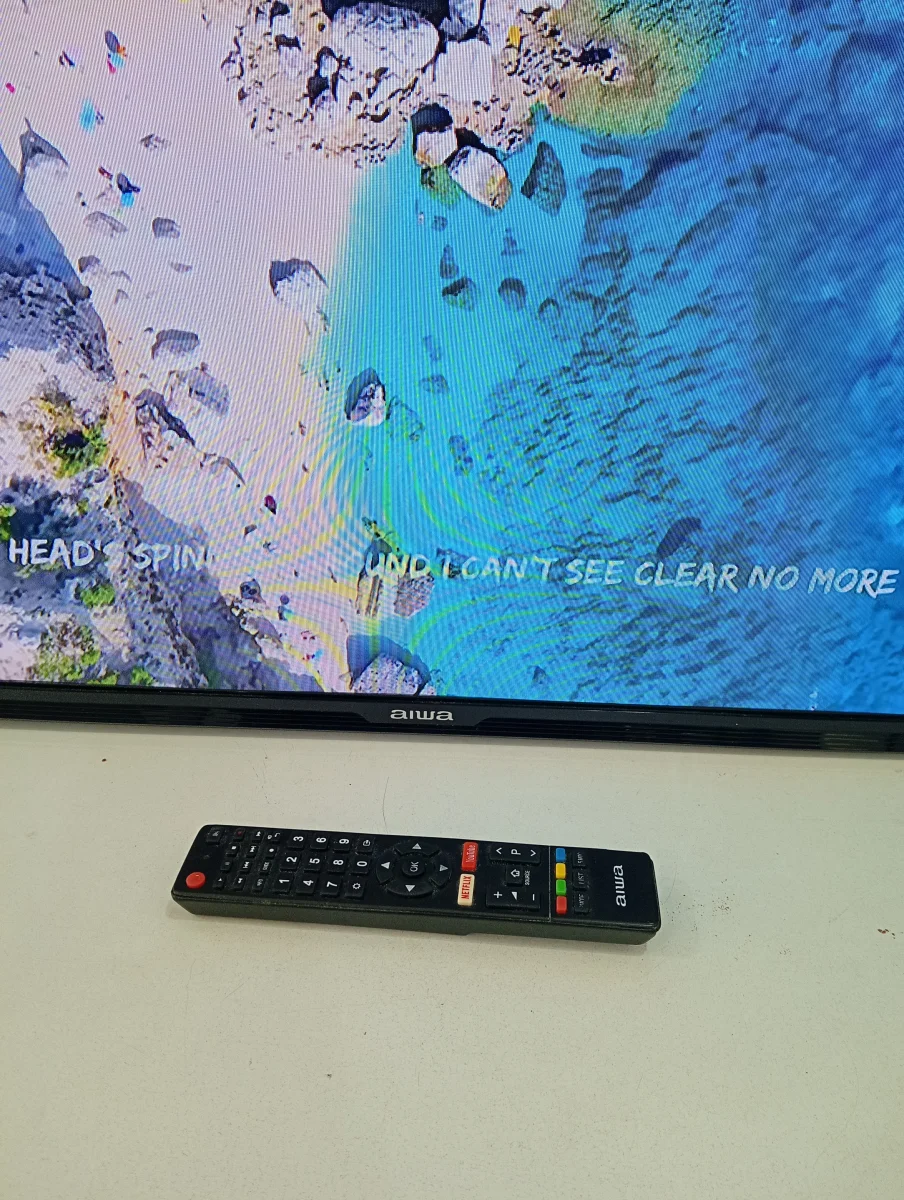 Foto 2 de Televisor Led Smart De 43 '' Marca Aiwa Modelo Aw39b4sm Con Control Usado En Buen Estado Acc Control
