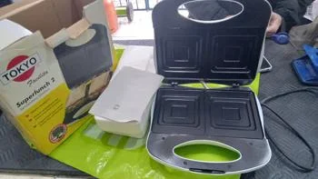 Sandwichera Marca Tokyo Modelo Superlunch2 Usado En Buen Estado Acc Manual2 IsoporEn Caja