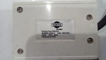 Foto 3 de Sandwichera Marca Tokyo Modelo Superlunch2 Usado En Buen Estado Acc Manual2 IsoporEn Caja