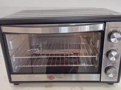 Horno Marca Tokyo Litros 46 Modelo Edthelistop Usado En Buen Estado Acc Con Dos Parrillas Y Una BandejaAgarradera