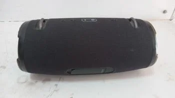 Foto 2 de Parlante Portatil Marca Jbl Modelo Xtreme 3 Nro Usado En Buen Estado Con Sin Acc No Tiene