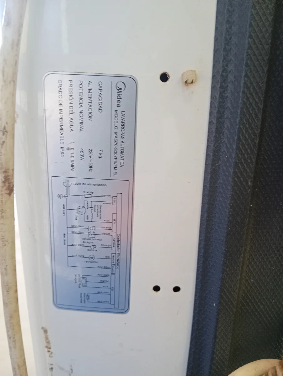 Foto 3 de Lavarropas Cap 7 Kg. Marca Midea. Modelo Mag70-S307ps/Fm-El Usado En Buen Estado Acc Manguera