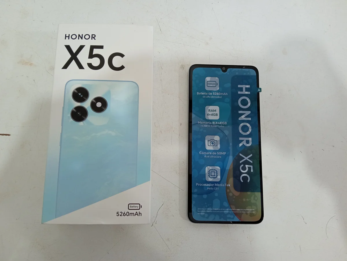 Celular Marca Homor X5c Modelo Nla-Lx3 Memoria Ram 4 Gb Almacenamiento Interno 128 Gb Acc CargadorCable Usb