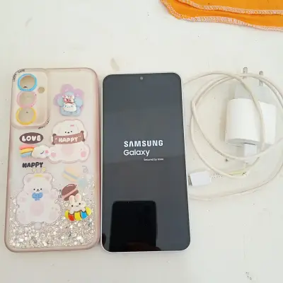 Celular Marca Samsung Modelo A16 Memoria Ram 4 Gb Almacenamiento Interno 128 Gb Acc Cargador