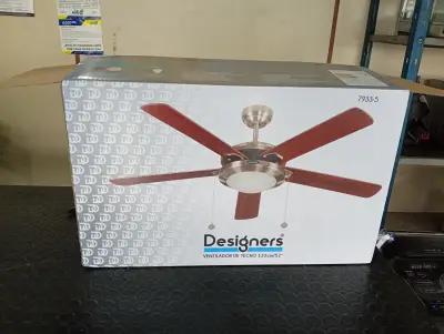 Ventilador 3 Velocidades Marca Designers Modelo 7933-5 Nuevo Sin Uso Acc En Caja Con Accesios Completos