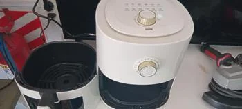 Fritadora Marca Raf Modelo R5332w Nuevo Sin Uso Acc No Tiene