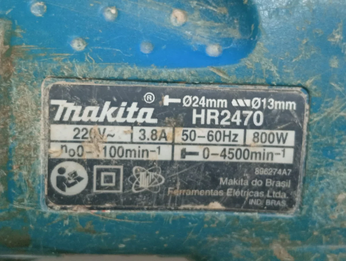 Foto 3 de Taladro Marca Makita Modelo Hr2470 Usado Con Desgaste Acc Llave